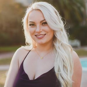 Meet your Posher, Brooke